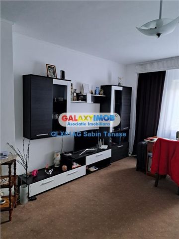 NOU !!!! De inchiriat studi 50 mp PARTER NORD - Fotografie 2