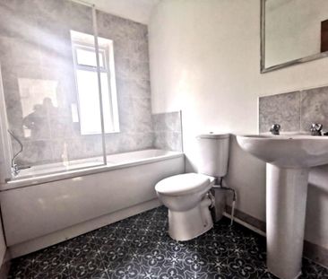 Slate Street, Morriston, SA6 8AY - Photo 2