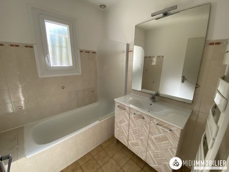 Location Maison 4 pièces 85m² LESCURE D ALBIGEOIS 81380 - Photo 5
