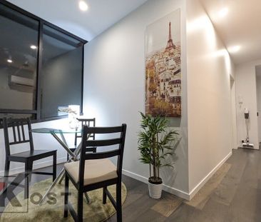 Elsternwick - Photo 1