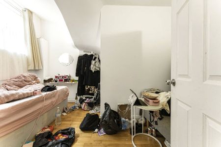 French Place, London, E1 6JB - Photo 2