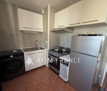 Joli studio meublé au 4? étage d'une résidence sécurisée avec - Photo 5