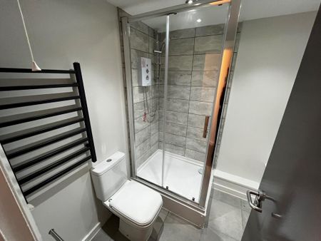Studio to rent - Photo 2