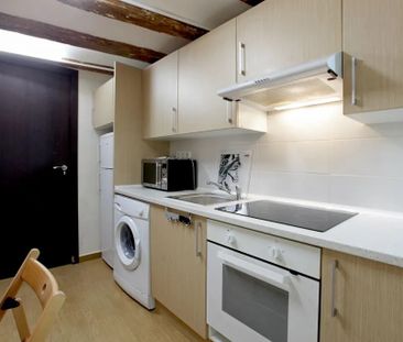 Carrer Nou de la Rambla, Barcelona, Catalonia 08001 - Photo 5