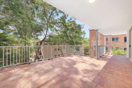 Bright and Private Three-Bedroom Apartment in the Heart of Lane Cove - Photo 5