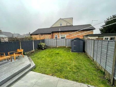 Byrne Drive, Southend-on-sea, Essex, SS2 - Photo 3