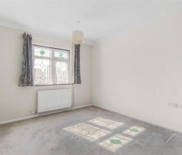 2 bedroom terraced bungalow to rent - Photo 6