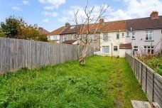 4 bedroom terraced house to rent - Photo 3