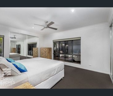 Modern Executive Home - Photo 2