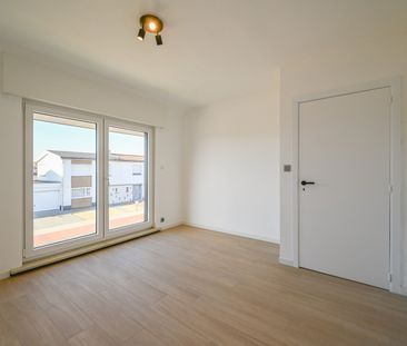 Instapklare eengezinswoning in een rustige buurt in Oostrozebeke! - Foto 5