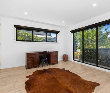 17 Temple Tce, Denman Prospect ACT 2611 - House For Rent | Domain - Photo 4