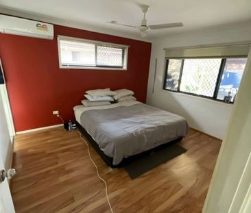 61 Teak Street, Rothwell - Photo 2