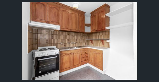 One Bedroom Apartment Close to Chadstone - Photo 1