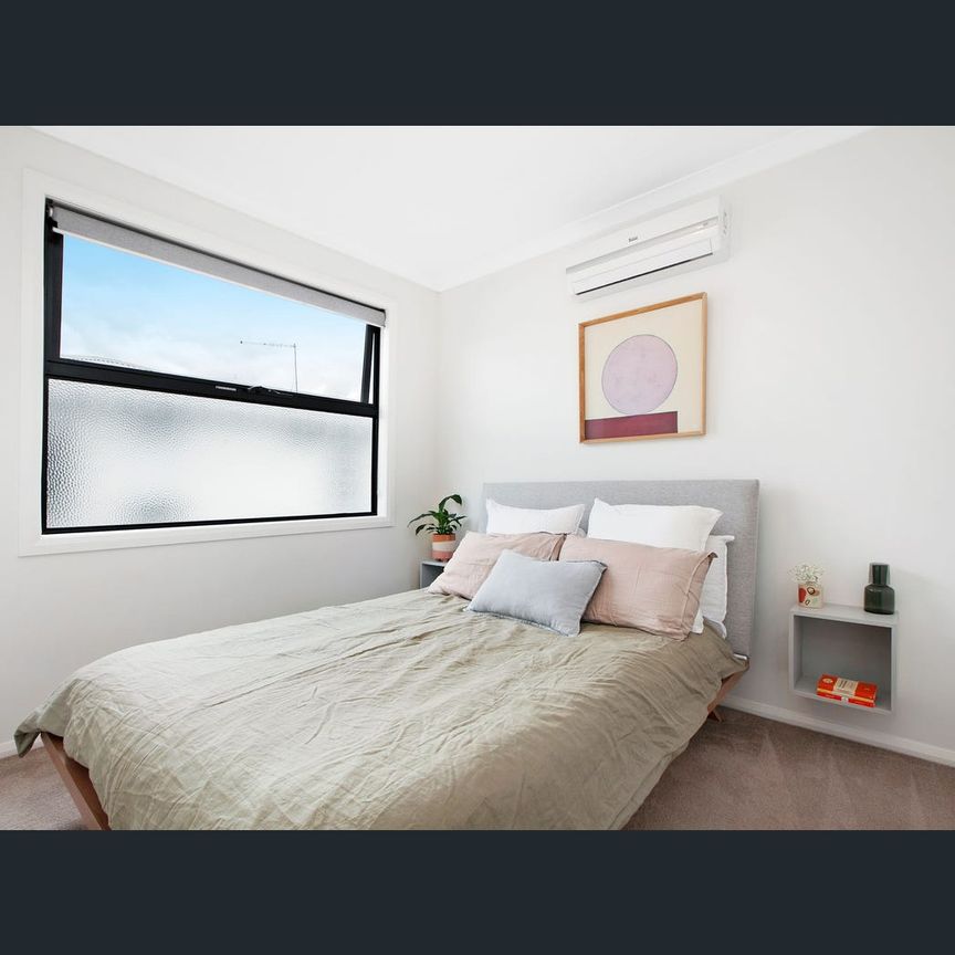3/33 Newcastle Street, Preston, Vic 3072 - Photo 1