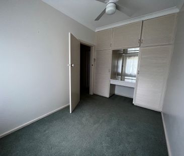 Charming Family Home in a Prime Location - Photo 4