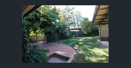 Prominent Position - Photo 2