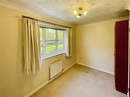 2 bedroom semi-detached house to rent - Photo 3