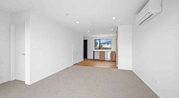 Brand New Two Bedroom Townhouse! - Photo 1