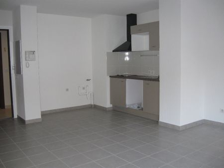 Location : appartement 2 pièces à PERPIGNAN - Photo 3