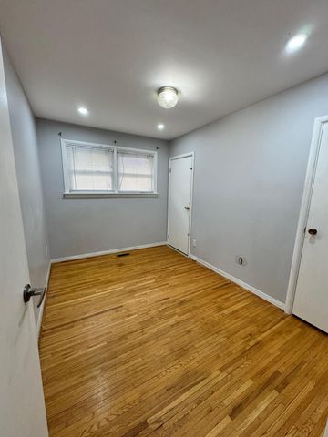 For Lease - 104 Queenston Crescent, London East, Ontario - Photo 3