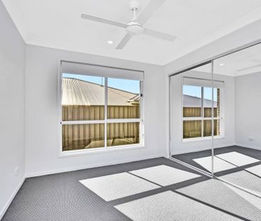 BRAND NEW DUPLEX- AVAILABLE NOW! - Photo 2