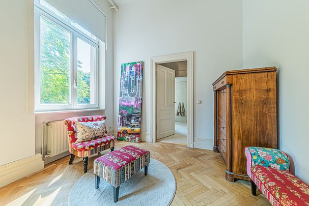 City-Residence: Westend: Repräsentative 4,5 Zimmer-Wohnung in schönem Altbau - Photo 1