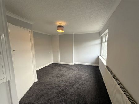 Park Terrace, Stump Cross, West Yorkshire, HX3 - Photo 3