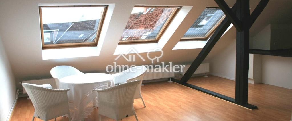 Helle Dachgeschosswohnung über den Dächern von Hildesheim - Photo 1