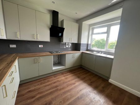 2 bedroom House To Let - Photo 5