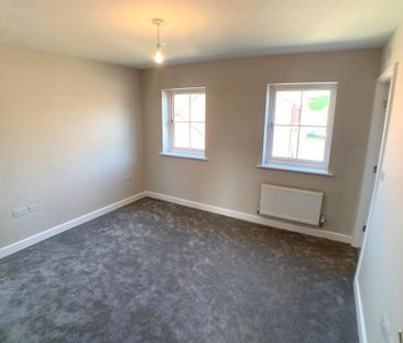 3 bedroom detached house to rent - Photo 5