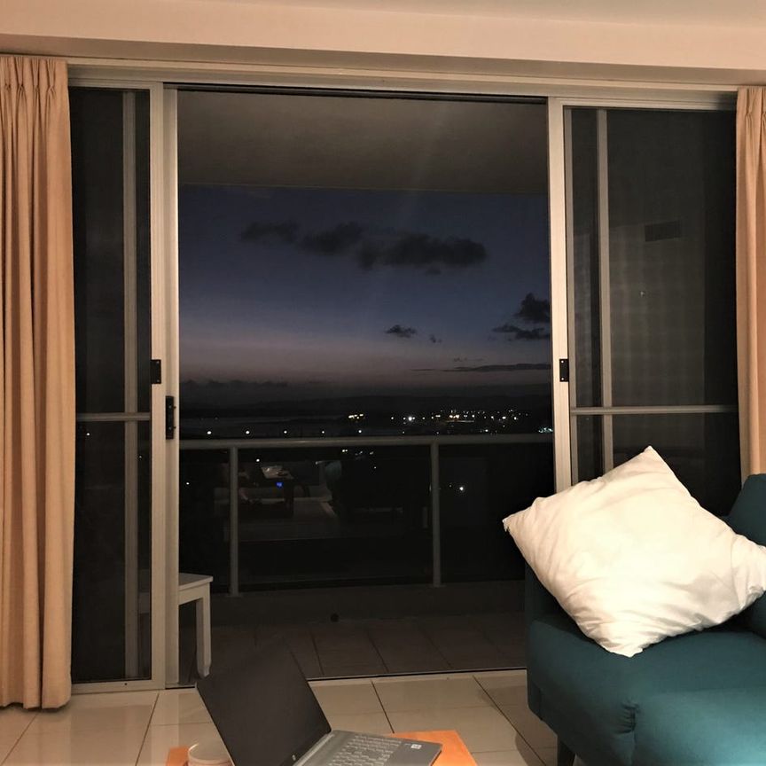 Resort Style Furnished 2 Bed Apartment, Grandview Building, East Ballina . Currently available 8/09/25 (and/or 1/12) negotiable weekly/monthly stays. - Photo 1