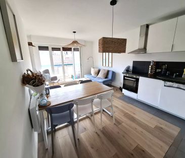 Appartement Marseille 1 pièce(s) 67.60 m2 - Photo 6