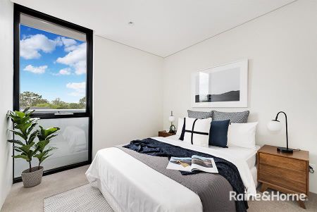 MODERN ONE BEDROOM + STUDY! - Photo 2