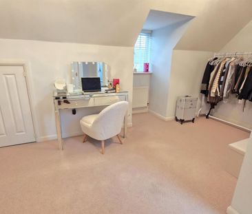 4 Bedroom House To Let - Photo 3