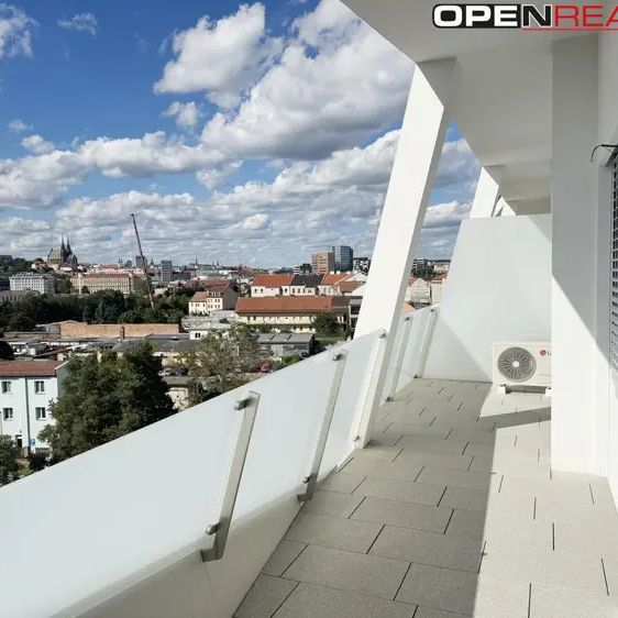 Pronájem luxusního nového bytu 2+kk s velkou terasou a garáží Brno Komárov, projekt MERIDIEM - Photo 1