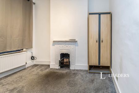 2 bedroom house to rent London Road, Riverhead, Sevenoaks, TN13 - Photo 2