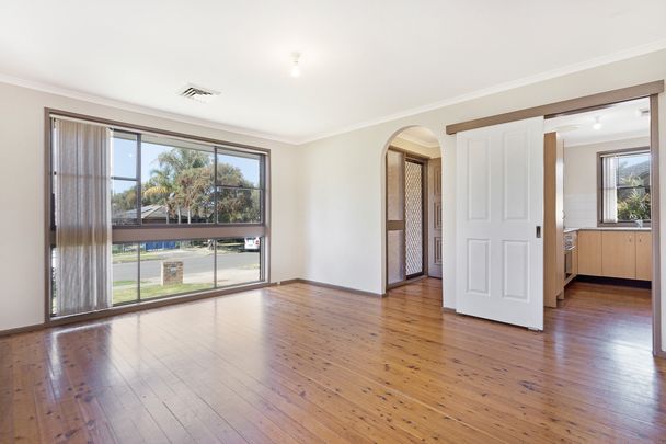 Well-Appointed Three Bedroom Residence In A Convenient Location! - Photo 1