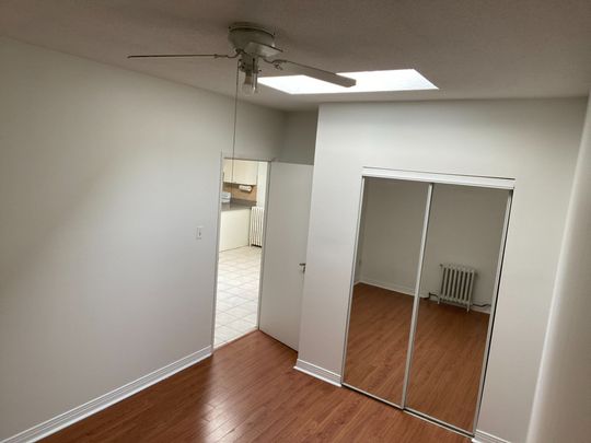 For Lease - 2890 Lake Shore Boulevard Unit# Apt. 3, Toronto, Ontario - Photo 1