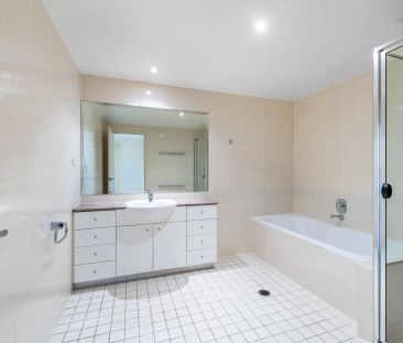 Water View Lifestyle Apartment - Photo 2