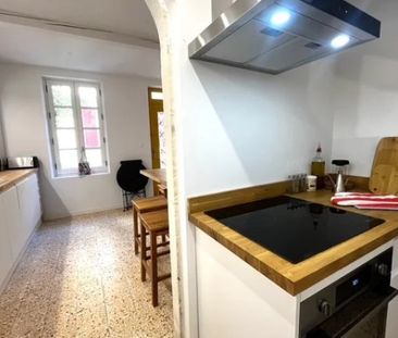 Maison de ville 3 pièces meublée en centre historique - Photo 4