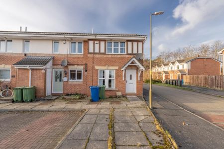 3 bedroom semi-detached house to rent - Photo 4