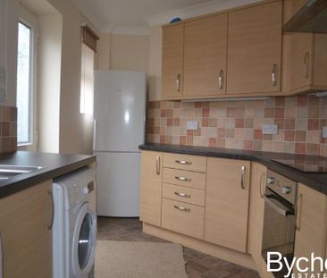 3 bedroom detached bungalow to rent - Photo 5