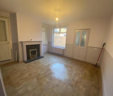 2 bedroom house to rent - Photo 3