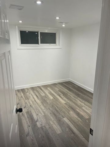 For Lease - 102 Westcroft Drive Unit# Bsmt, Toronto, Ontario - Photo 3