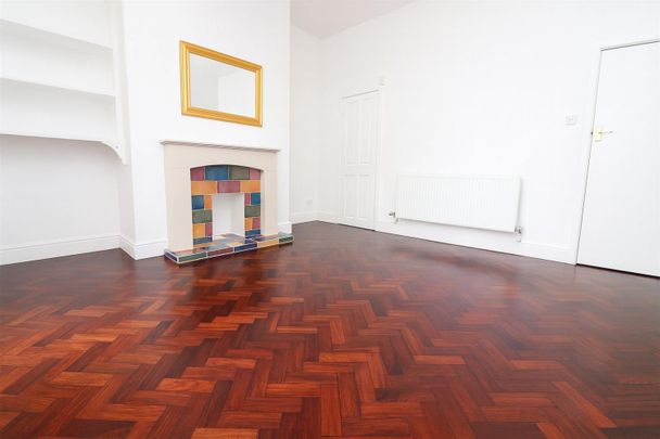 2 bedroom House To Let - Photo 1