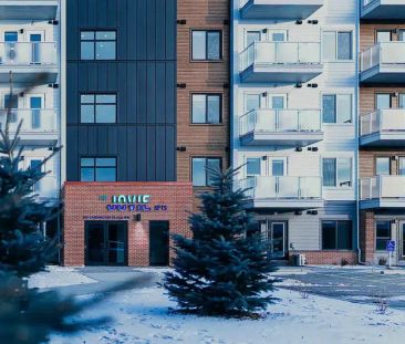 1 Bd 1 Bth + Den | 109 - 245 Carrington Pz NW, Calgary - Photo 1