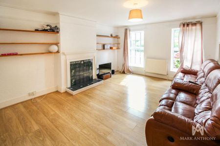 3 bedroom apartment to rent - Photo 2