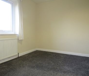 Wheatley Lane, Halifax - Photo 2