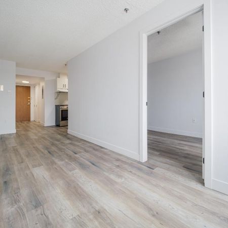 1 MOIS GRATUIT - Centre-ville Mtl Studio & 3 1/2 Gym, piscine… Appartement / logement à louer Montreal Ville-Marie - Photo 4