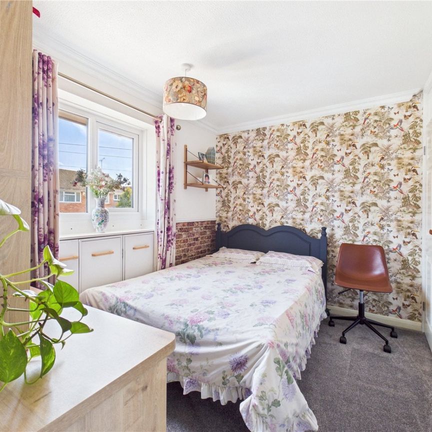 Ferndale Avenue, Reading, Berkshire, RG30 - Photo 1